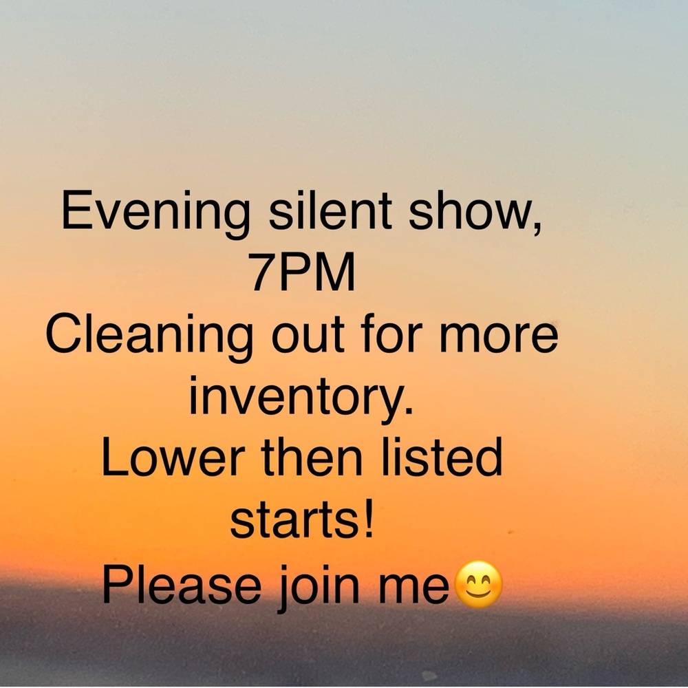 Closet Clearing Out 🤭 silent show please join me🤑